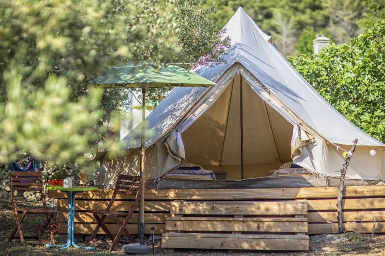 Отель Mini Kamp Perla Првич-Лука Экстерьер фото